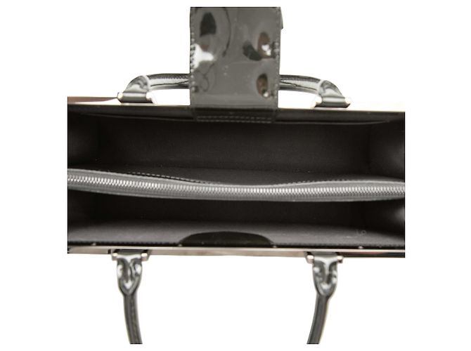 Louis Vuitton Black Monogram Vernis Deesse GM Negro - vista 4