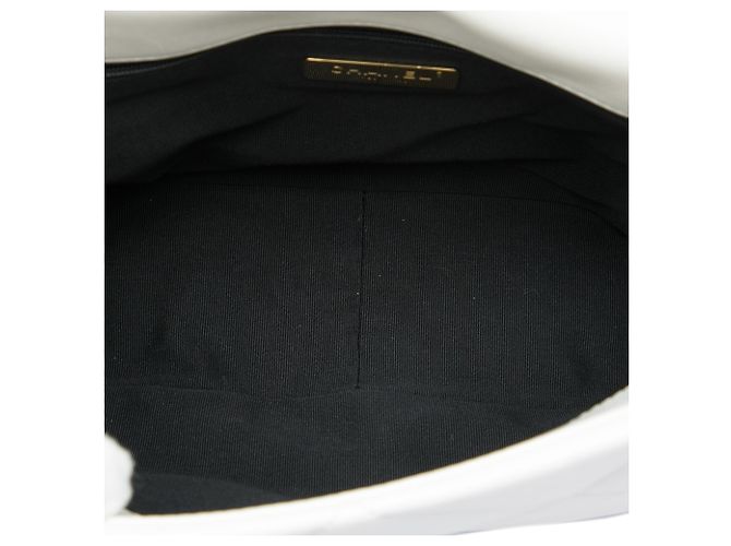 Chanel White Large Lambskin 19 Flap Bianco - vista 4