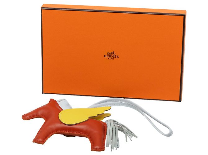 Charm per borsa Hermès Orange Milo in agnello e Swift Grigri Rodeo Pegase PM Rosso Arancione - vista 5