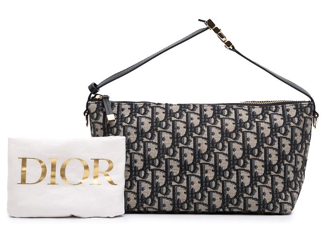 Pochette Diortravel Nomad en lona Oblique azul de Dior, tamaño Medium Azul marino - vista 7