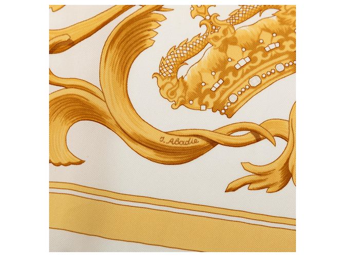 Lenço de seda Hermès White Couronnes 90 Branco Cru - vista 3