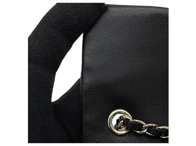 Chanel Handtaschen-Anhänger in Schwarz und Champagnergold Golden - Ansicht 9