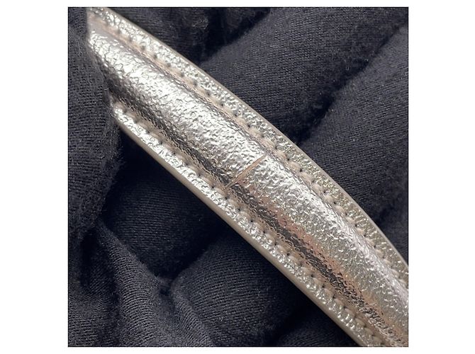 Portafoglio con catena/spalla Yves Saint Laurent D'oro - vista 15
