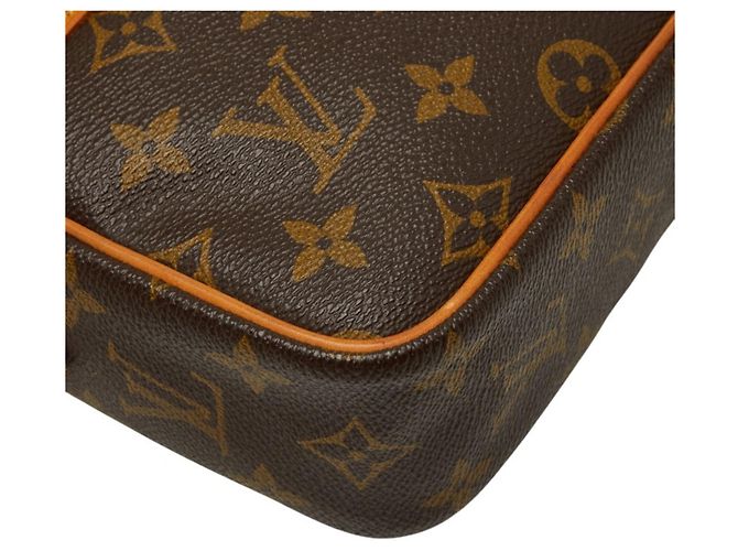 Clutch Louis Vuitton Monogram Compiegne 23 Marrone - vista 5