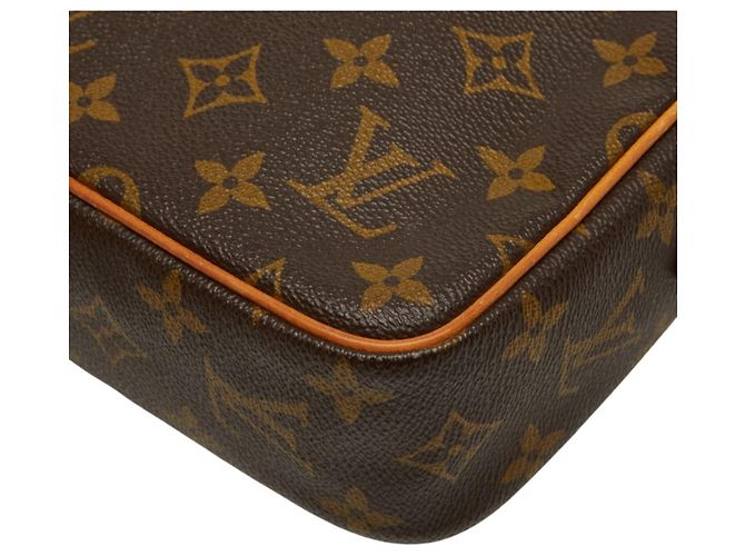 Clutch Louis Vuitton Monogram Compiegne 23 Marrone - vista 6