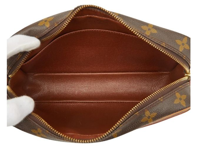 Clutch Louis Vuitton Monogram Compiegne 23 Marrone - vista 8