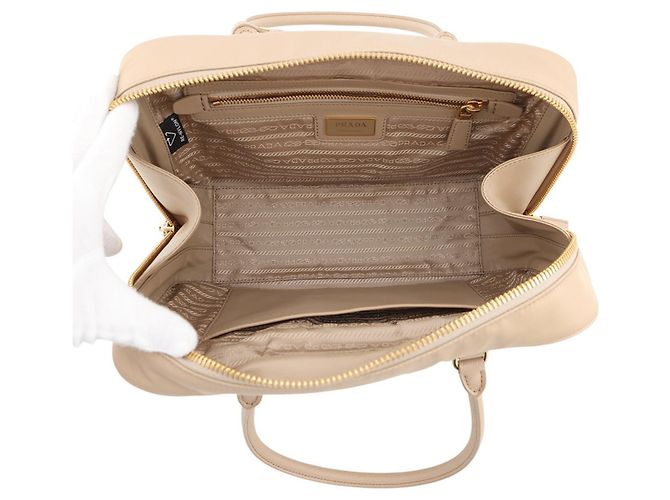 Prada Handtasche Re-Edition 1978 Beige - Ansicht 6
