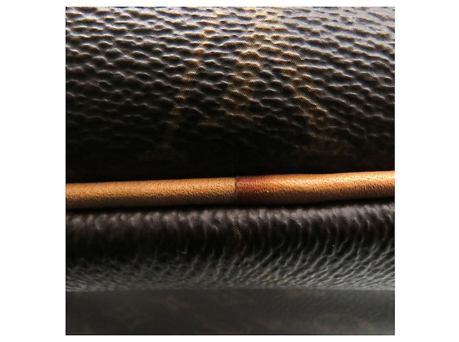 Clutch Louis Vuitton Monogram Dopp Kit Marrone Monogramma - vista 11