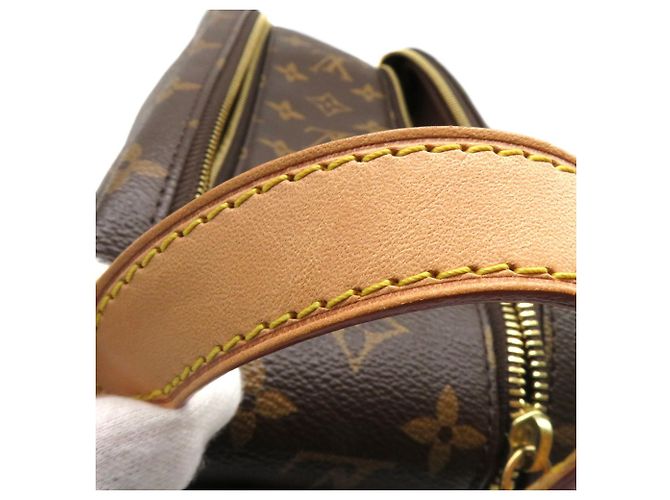 Clutch Louis Vuitton Monogram Dopp Kit Marrone Monogramma - vista 16
