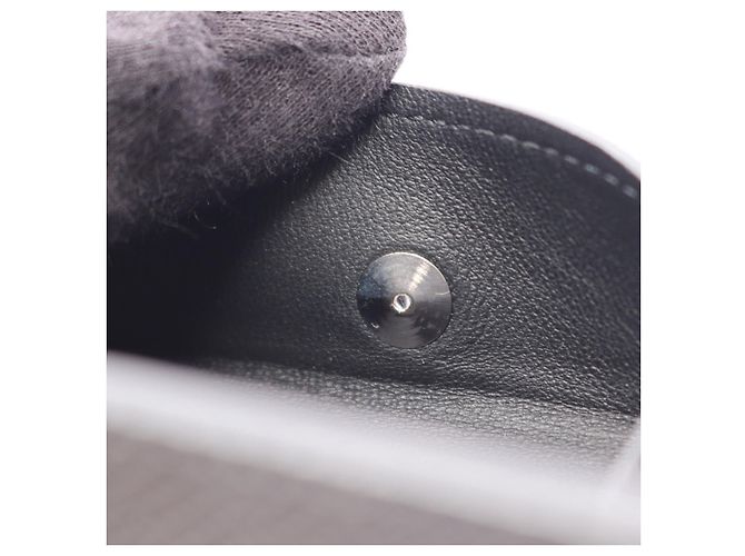 Portafoglio monete Louis Vuitton Taiga Nero - vista 5