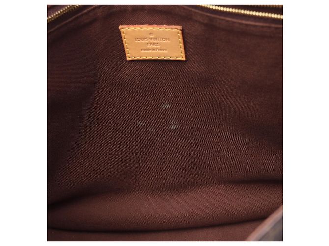 Borsa a tracolla Louis Vuitton Menilmontant MM Monogram Marrone - vista 6
