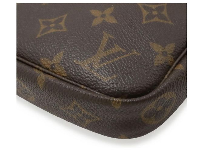 Clutch in pelle Monogram Louis Vuitton Marrone - vista 3