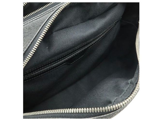 Borsa a Spalla Louis Vuitton Taiga Nero - vista 8