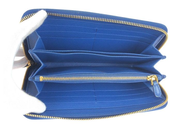 Portafoglio lungo in pelle Saffiano blu Prada - vista 6
