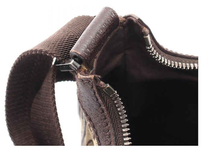Bolsa de Ombro Gucci GG Canvas Marrom Bege - vista 6