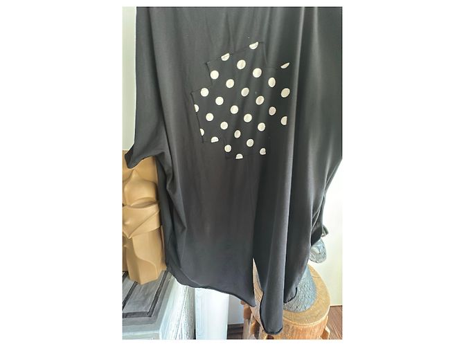 Autre Marque T-shirt nera a maniche corte PLU con anagramma a pois bianchi - vista 9