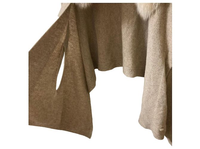 Autre Marque Capa de cachemira y piel de zorro FOXEY Beige - vista 3