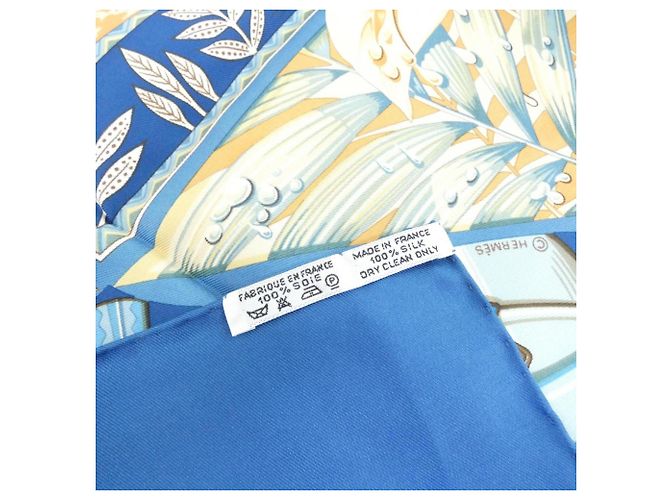 Hermès Hermes AU SON DU TAM Carre Scarf Muffler Blu - vista 3