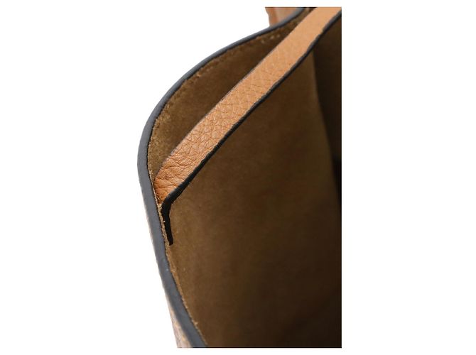 Borsa a tracolla a secchiello Loewe Anagram Gate Marrone Nero Cammello - vista 10