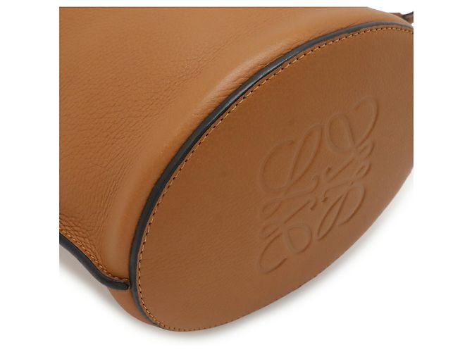 Borsa a tracolla a secchiello Loewe Anagram Gate Marrone Nero Cammello - vista 4