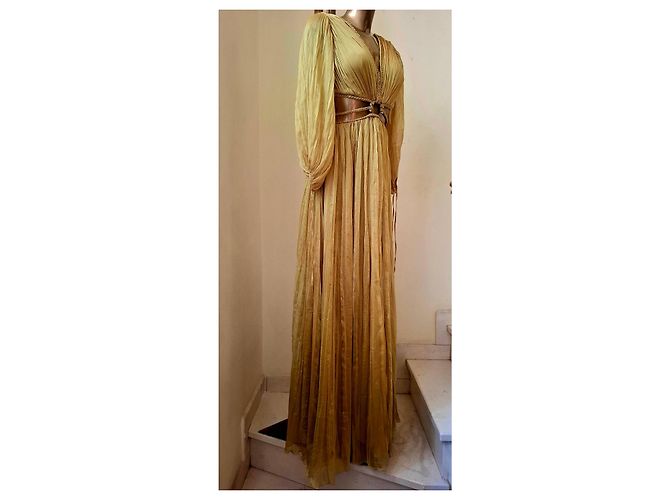 Autre Marque Langes Plissee-Kleid in Gold mit geflochtenem Gürtel Golden - Ansicht 14