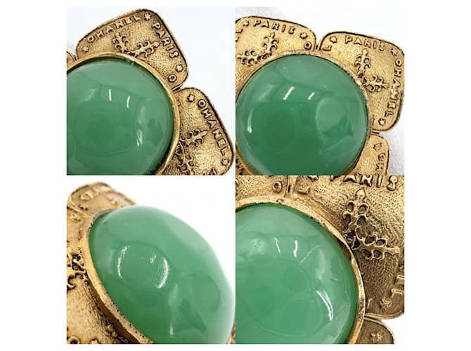 Timeless Orecchini a clip Chanel Vintage D'oro Verde - vista 4