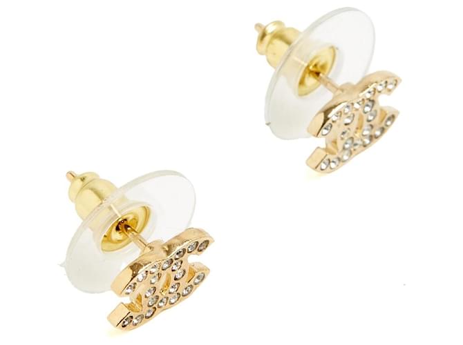 Chanel 2024 Orecchini a lobo micro CC dorati con strass D'oro - vista 2