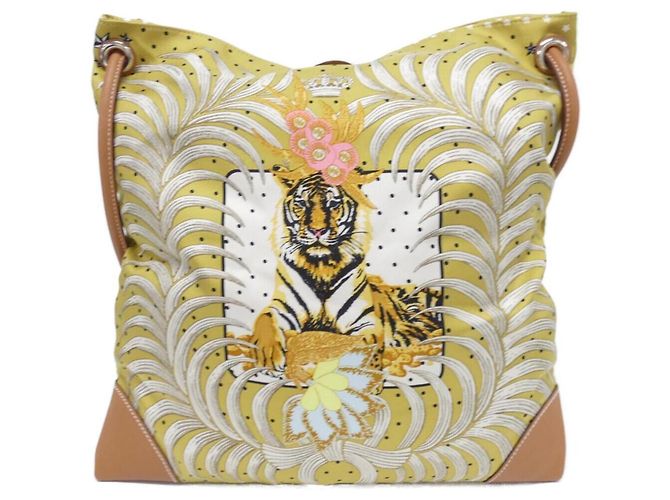 Hermès Borsa a tracolla Hermes TIGRE ROYAL FLURI Silky City PM Beige - vista 2