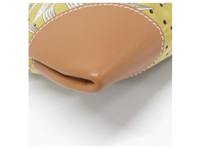 Hermès Borsa a tracolla Hermes TIGRE ROYAL FLURI Silky City PM Beige - vista 3