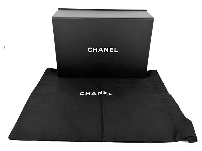 Borsa Chanel in pelle di vitello martellata nera Nero - vista 8