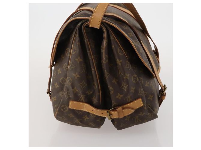 Louis Vuitton Saumur Monogram Canvas 43 Marrone - vista 3