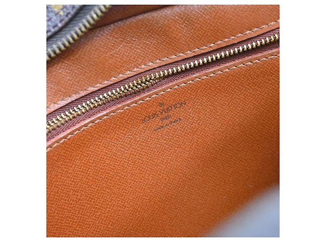 Louis Vuitton Trocadero Monogram Canvas 27 Marrone - vista 4