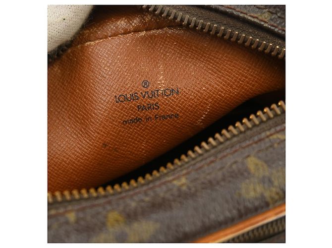 Louis Vuitton Amazone Monogram Canvas PM Marrone - vista 4