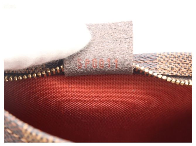 Beauty case Louis Vuitton Damier Ebene Marrone - vista 12