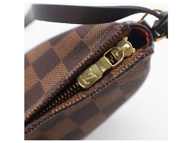 Beauty case Louis Vuitton Damier Ebene Marrone - vista 9