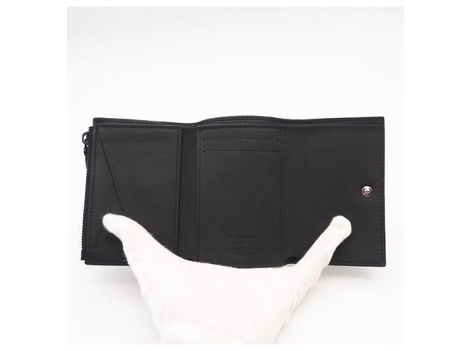 Louis Vuitton Monogram Shadow Victor Wallet Black - view 10