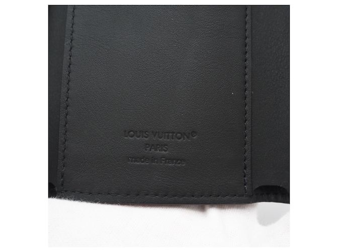 Louis Vuitton Monogram Shadow Victor Wallet Black - view 14