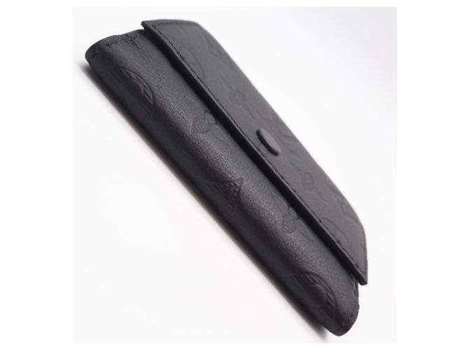 Louis Vuitton Monogram Shadow Victor Wallet Black - view 4