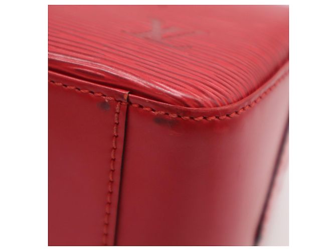 Borsa Louis Vuitton Epi Sablon in rosso Castilian - vista 7