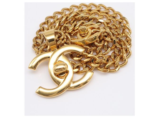 Collana CHANEL Coco Mark Turnlock GP - Gold D'oro - vista 4