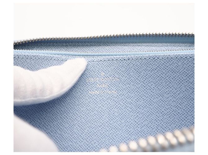 Cartera Louis Vuitton Epi Zippy en Blue Nuage Azul - vista 14