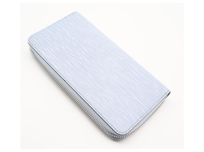 Cartera Louis Vuitton Epi Zippy en Blue Nuage Azul - vista 2