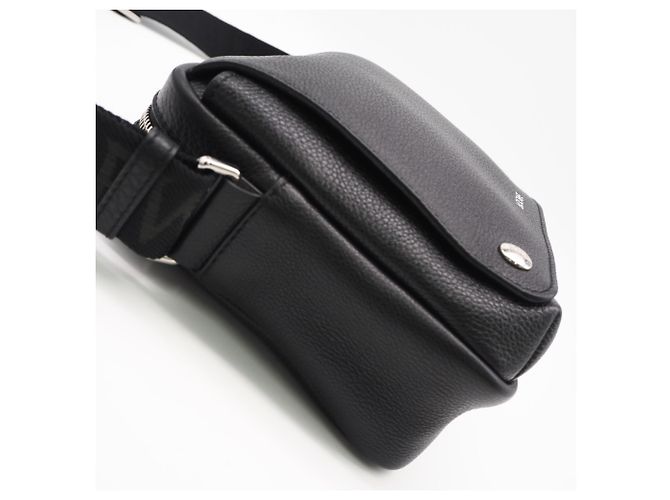 Borsa a tracolla Loewe in pelle di vitello Supple Grain Nero - vista 7