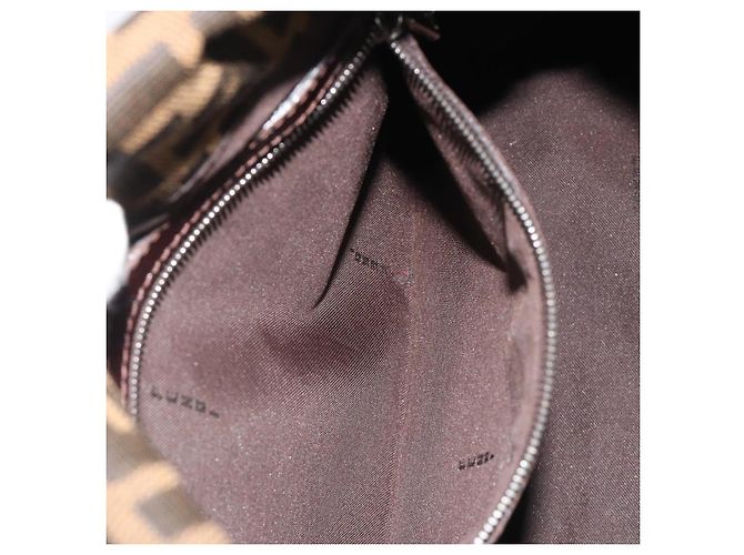 FENDI Zucca Canvas Mamma Baguette Shoulder Bag Black Brown Auth BA13733V Marrone Nero - vista 24