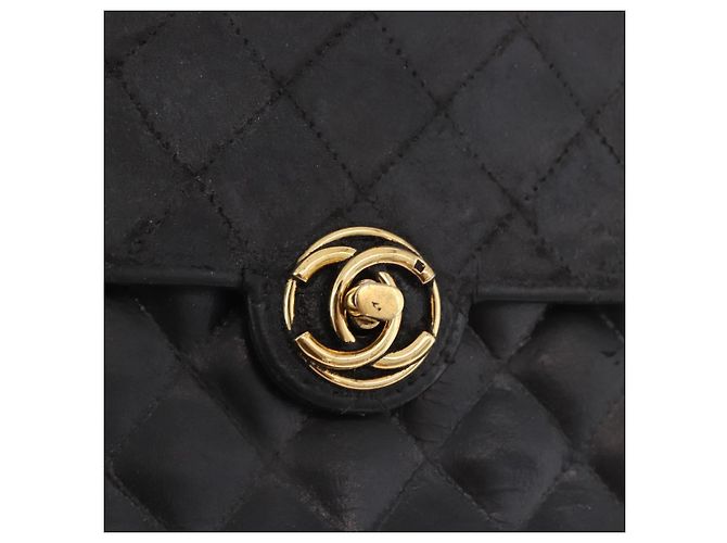 CHANEL Matelasse Chain Shoulder Bag Leather Black Gold CC Auth 188806 Nero D'oro - vista 18