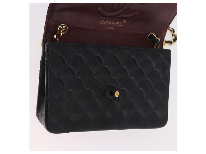 CHANEL Matelasse Chain Shoulder Bag Leather Black Gold CC Auth 188806 Nero D'oro - vista 21