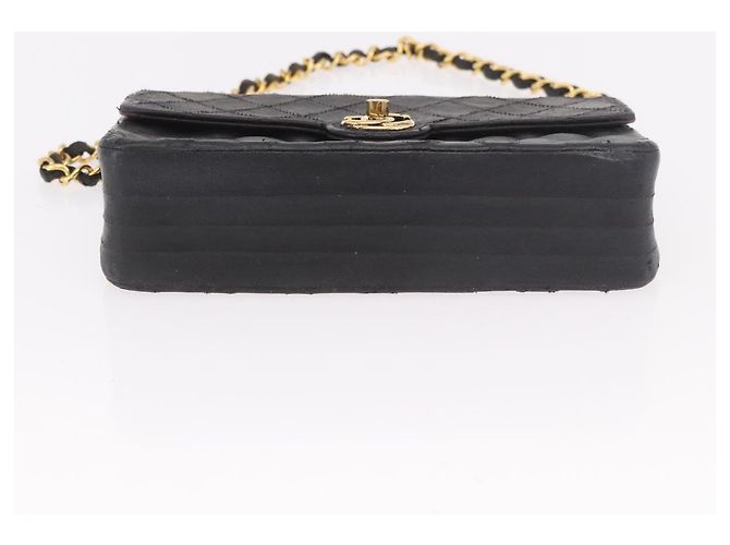 CHANEL Matelasse Chain Shoulder Bag Leather Black Gold CC Auth 188806 Nero D'oro - vista 6