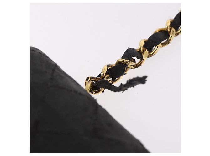 CHANEL Matelasse Chain Shoulder Bag Leather Black Gold CC Auth 188806 Nero D'oro - vista 8