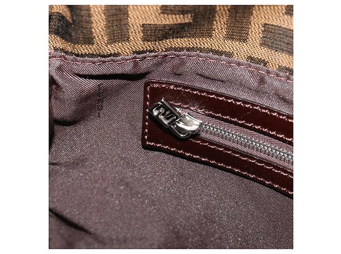 FENDI Zucca Canvas Mamma Baguette Shoulder Bag Black Brown Auth 189496SAM Marrone Nero - vista 24