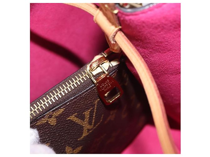 Néonoé LOUIS VUITTON Borsa Monogram Love Rock Neo Noe MM M46473 LV Auth 189885SAM Monogramma - vista 26